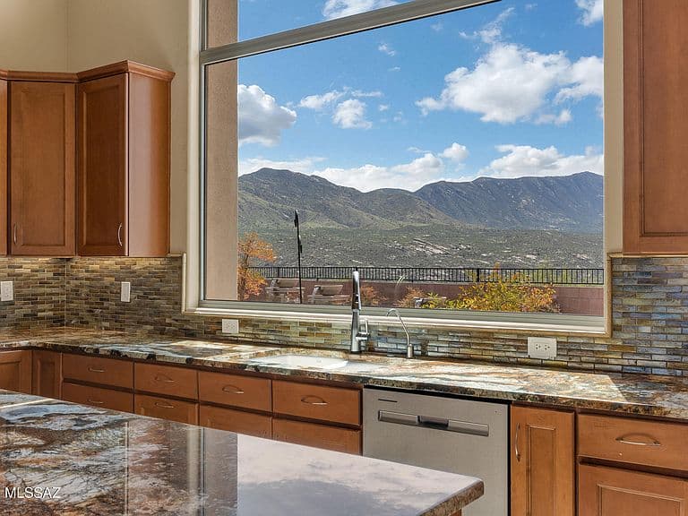 65765 E Catalina Hills Dr photo 2
