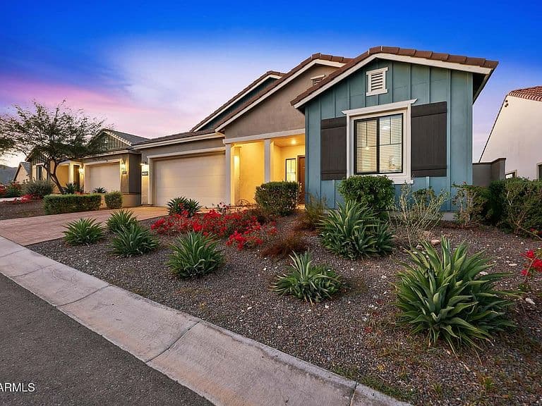 20656 W SAN MIGUEL Avenue photo 2