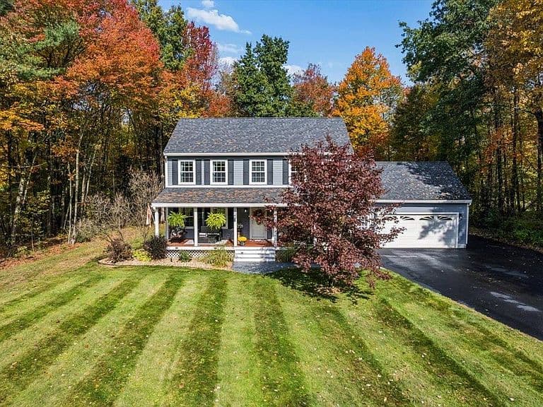 18 Irving Drive photo 1