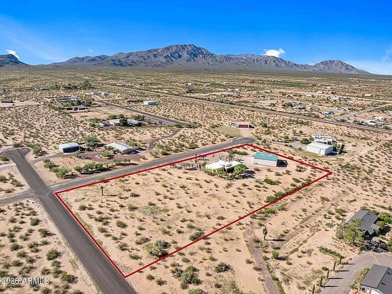 51336 W Donald Road photo 2