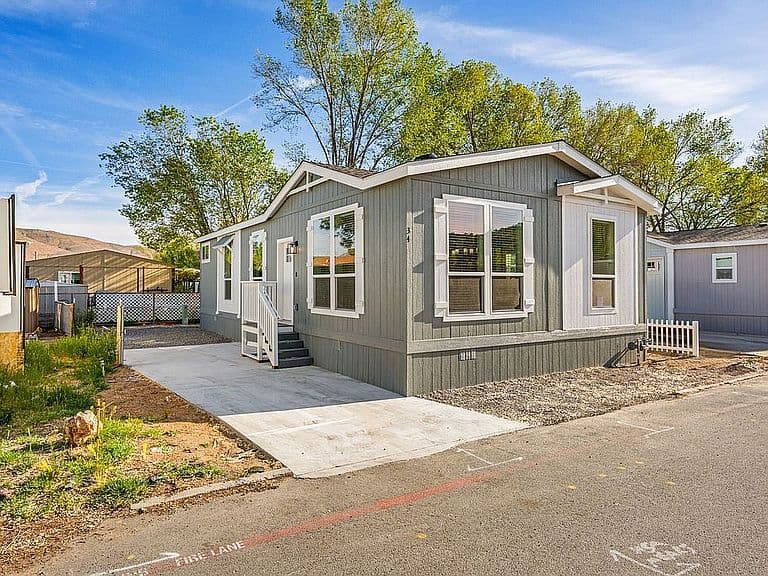 34 Tiger Dr photo 3