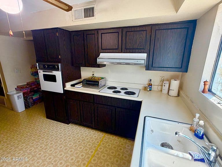 3329 E CHARTER OAK Road photo 5