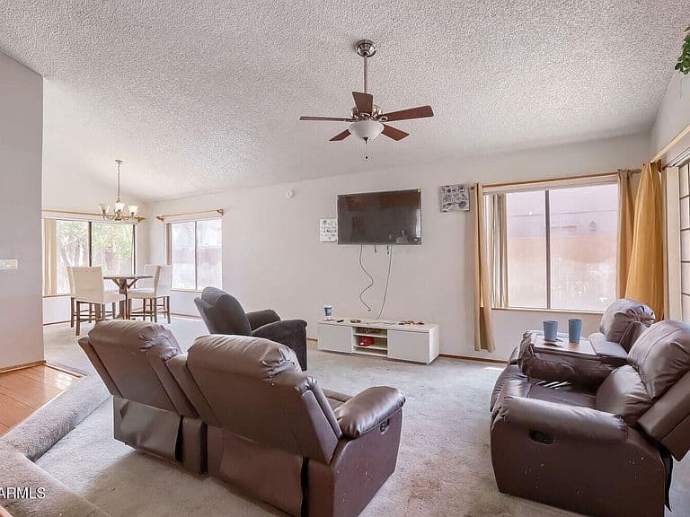 3729 N COPENHAGEN Drive photo 4
