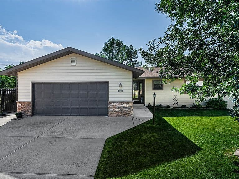 529 Greenspring Pl photo 1