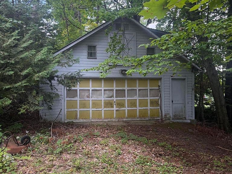 2236 Black Point Road photo 5