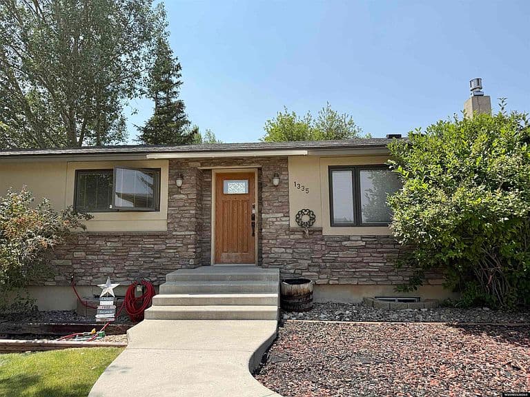 1335 7th West Ave photo 4