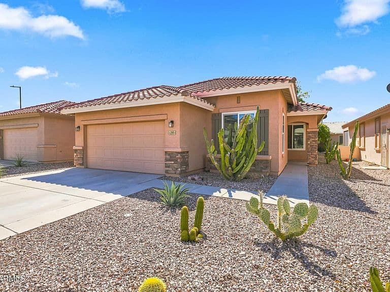 22915 W ARROW Drive photo 3