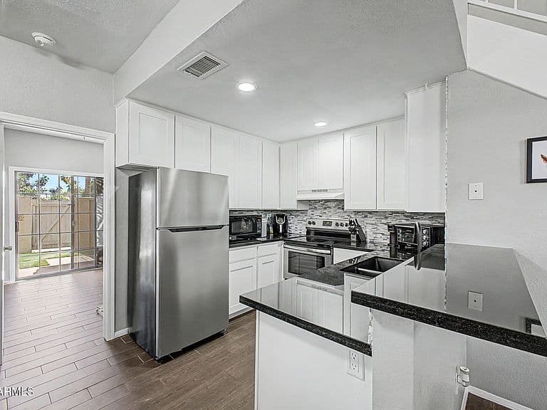 3930 W MONTEREY Street #106 photo 1