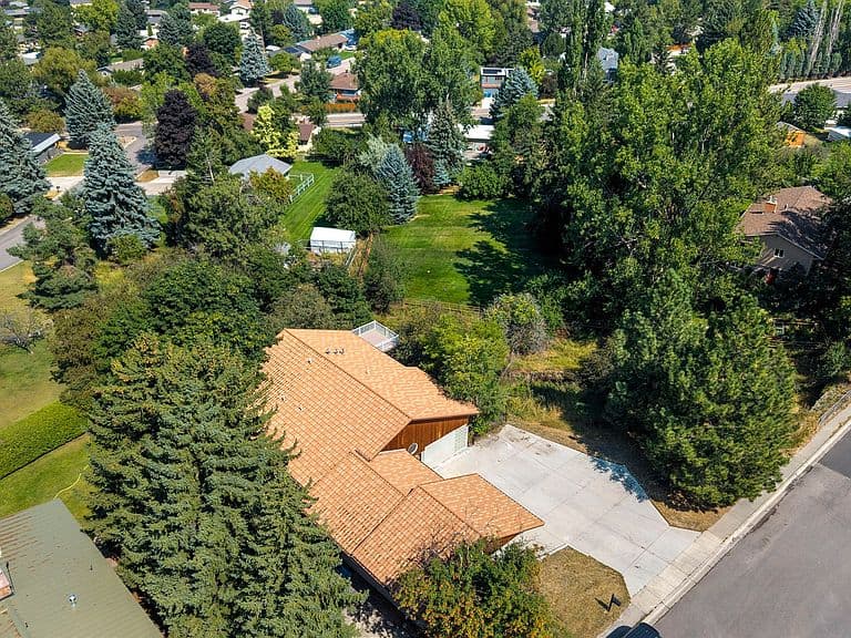 110 Rimrock Way photo 4