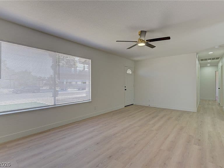 4632 Montebello Ave photo 5