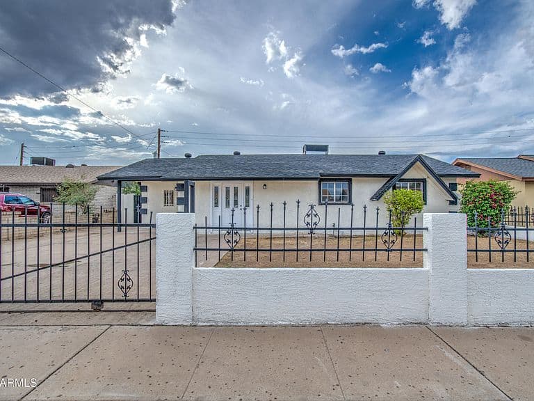 2260 W PECAN Road photo 4