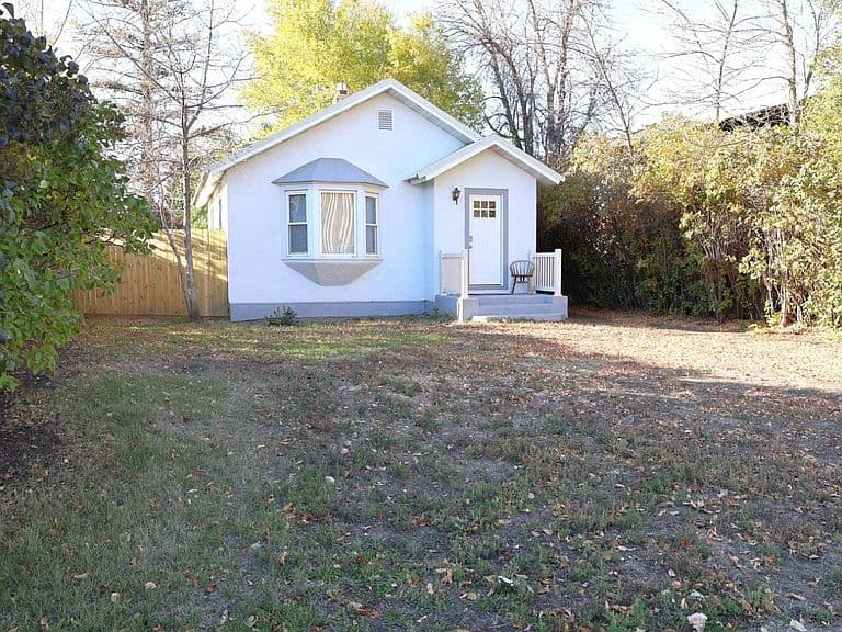 415 3rd Ave SW photo 2