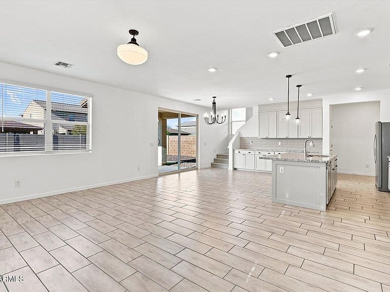 14031 W PERSHING Street photo 5