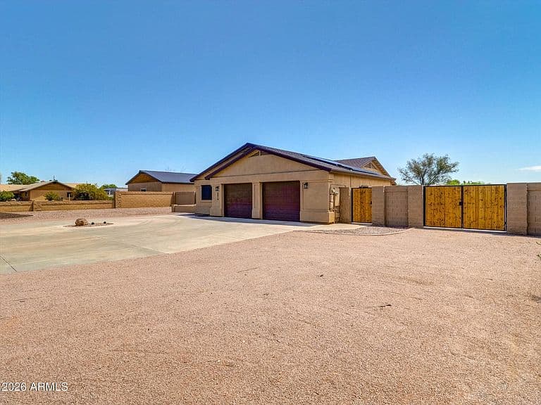 6019 W GREENBRIAR Drive photo 4
