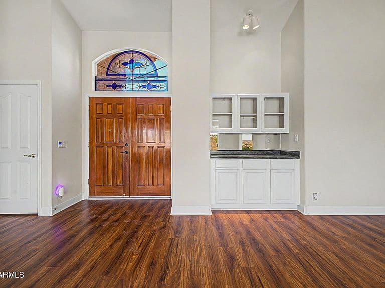 8748 W SIERRA PINTA Drive photo 3