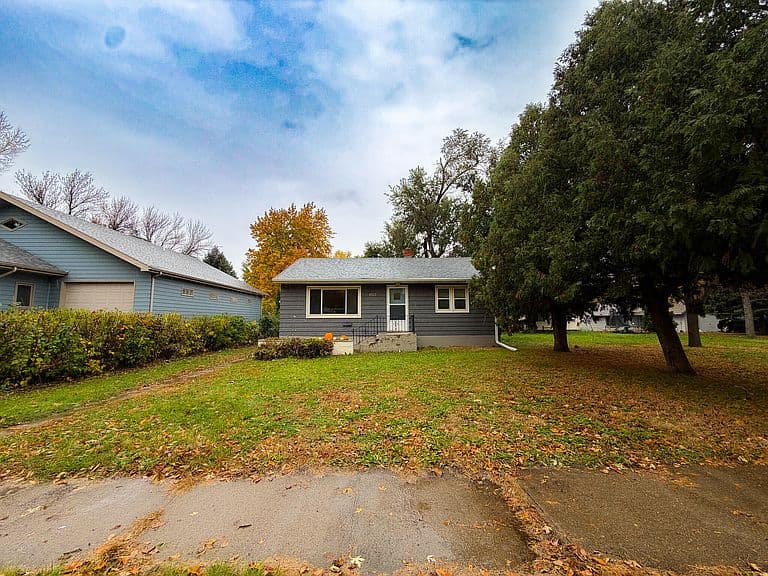1153 Utah Ave SE photo 2