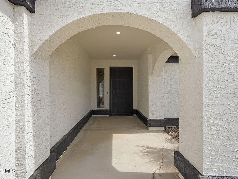 7742 W CHERRY HILLS Drive photo 5