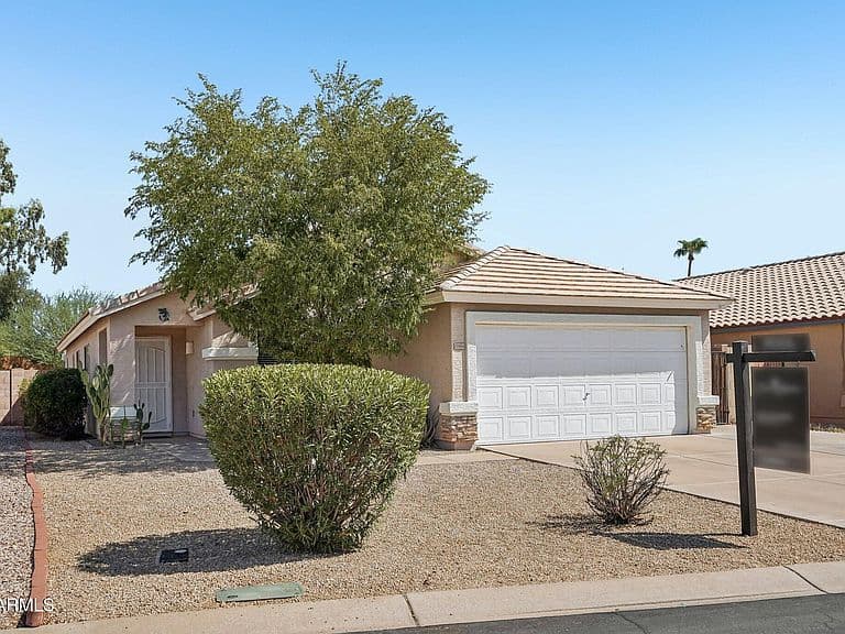 15984 W SMOKEY Drive photo 4