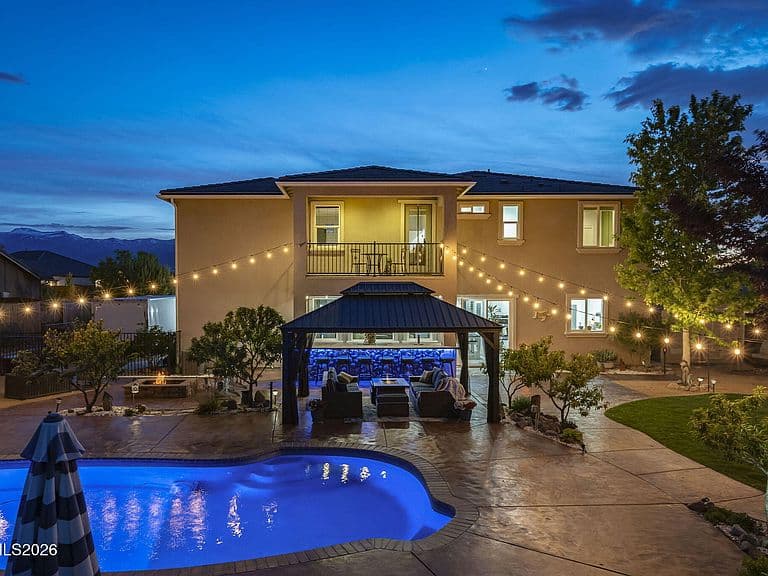 2960 Tobiano Dr photo 2