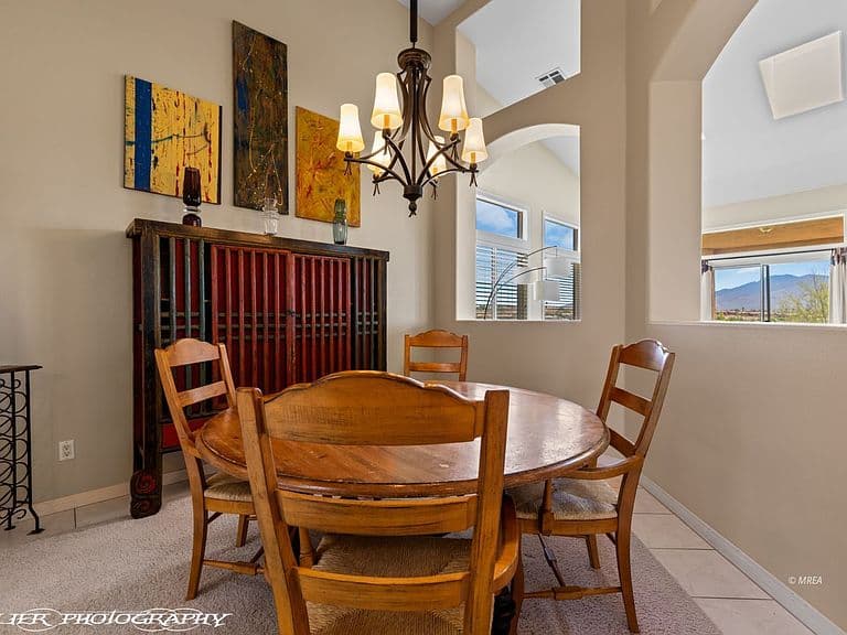 725 Ventana Cir photo 5