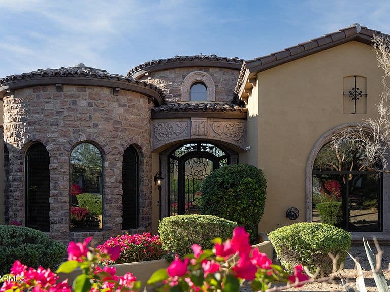 4037 N PINNACLE HILLS Circle photo 4