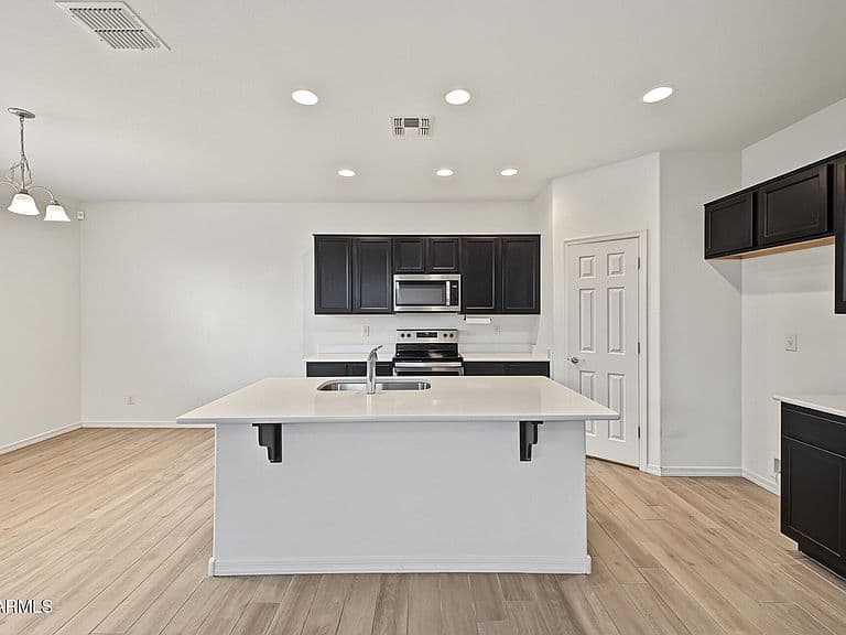 2339 E UNIVERSITY Drive #20 photo 5
