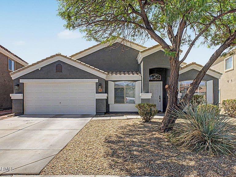 36805 W LEONESSA Avenue photo 2
