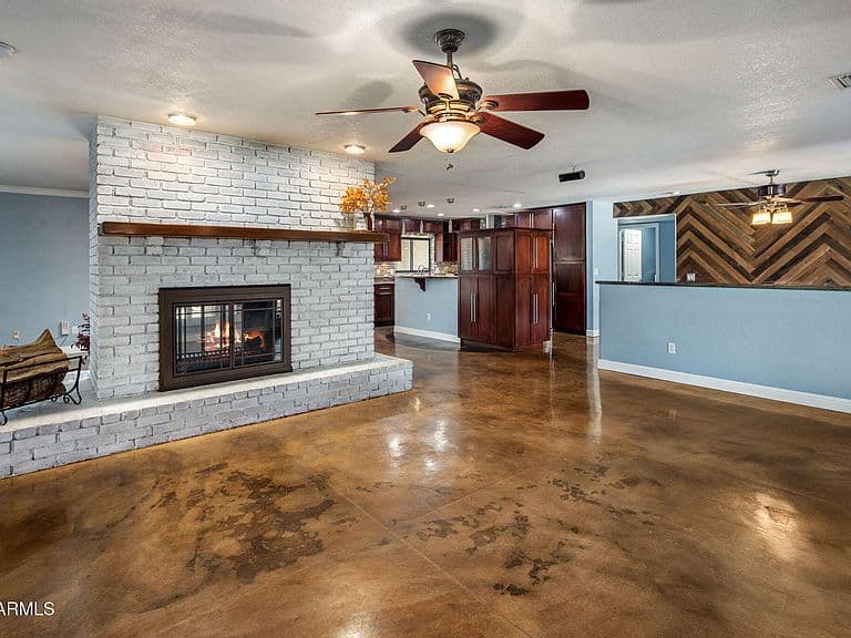 852 W CARIBBEAN Lane photo 4