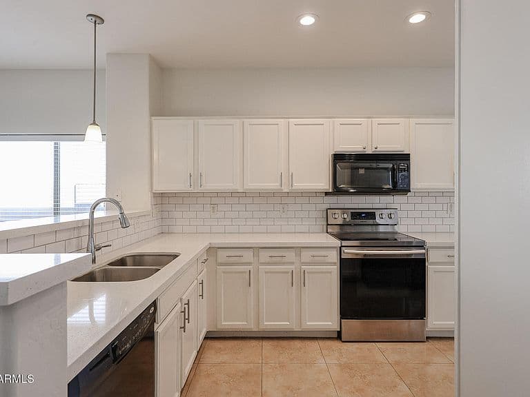 44346 W NEELY Drive photo 5