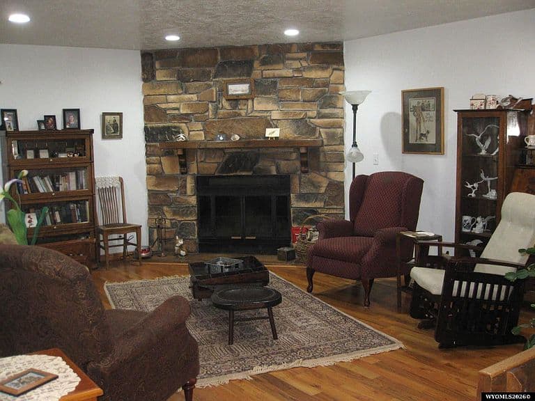 113 Butterfield Rd photo 2