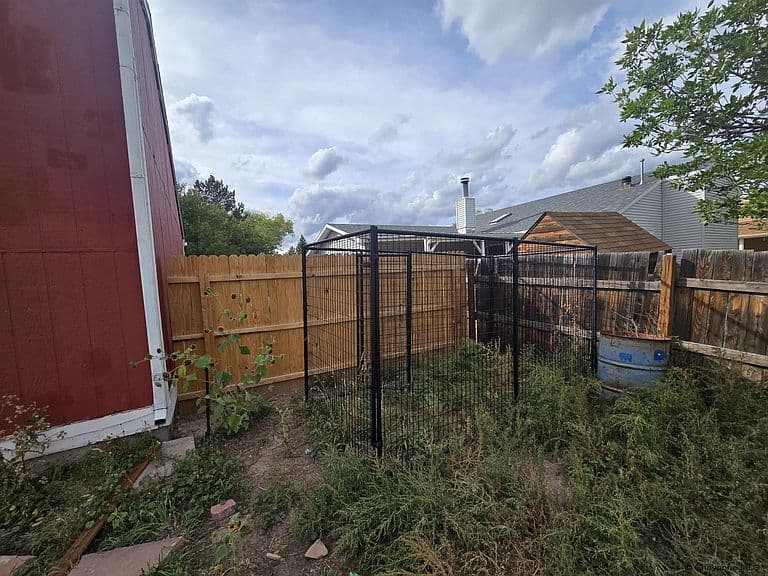 2219 Pine Ave photo 2