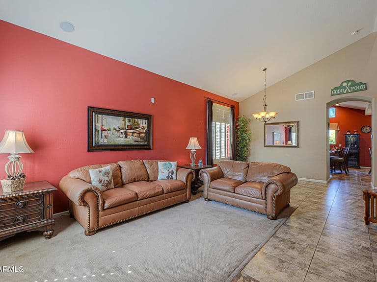37272 W GIALLO Lane photo 5
