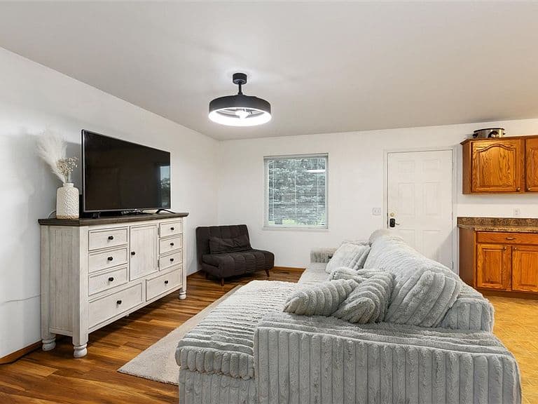 3390 Canyon Dr Unit D16 photo 3