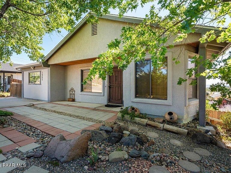 1965 N Quartz Dr photo 3