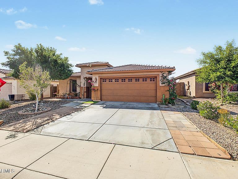 6988 S SUNRISE Way photo 5