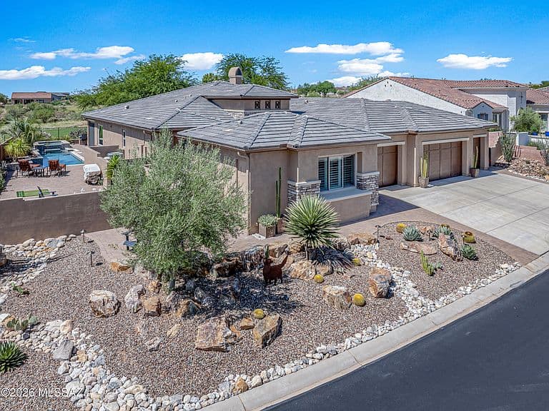 67075 E Willow Canyon Dr photo 2