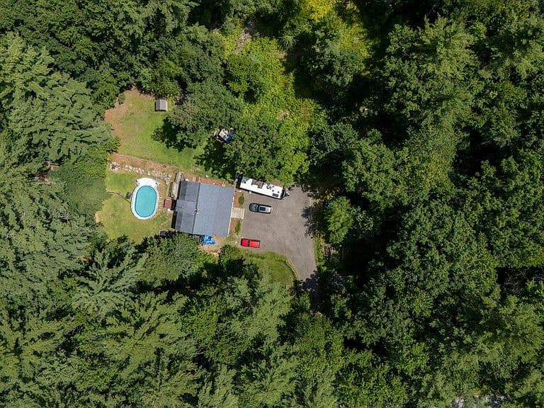 108 Old Bennington Road photo 2