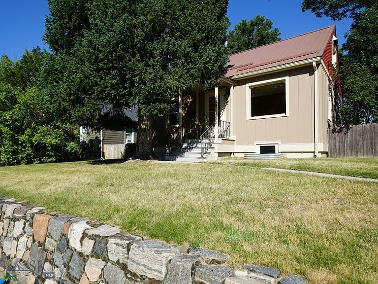 608 S 10th Ave photo 1