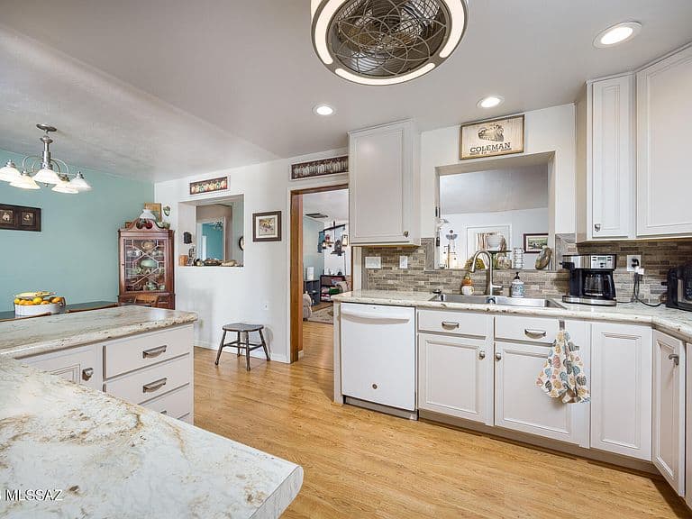 624 E San Pedro Cir photo 5