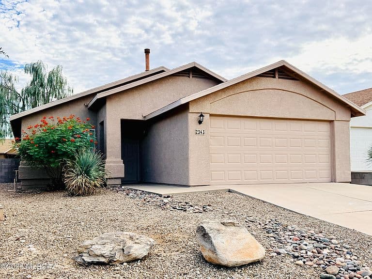 2343 S Saint Pablo Dr photo 2