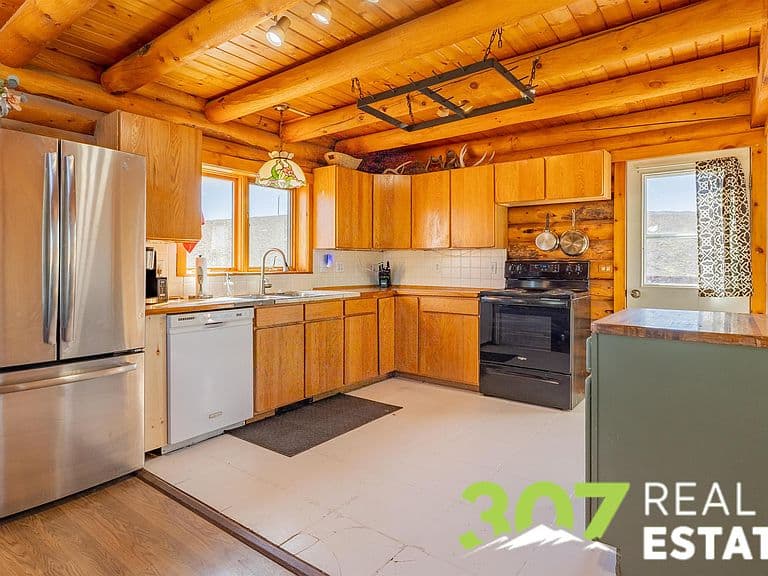1198 Road 15 photo 3