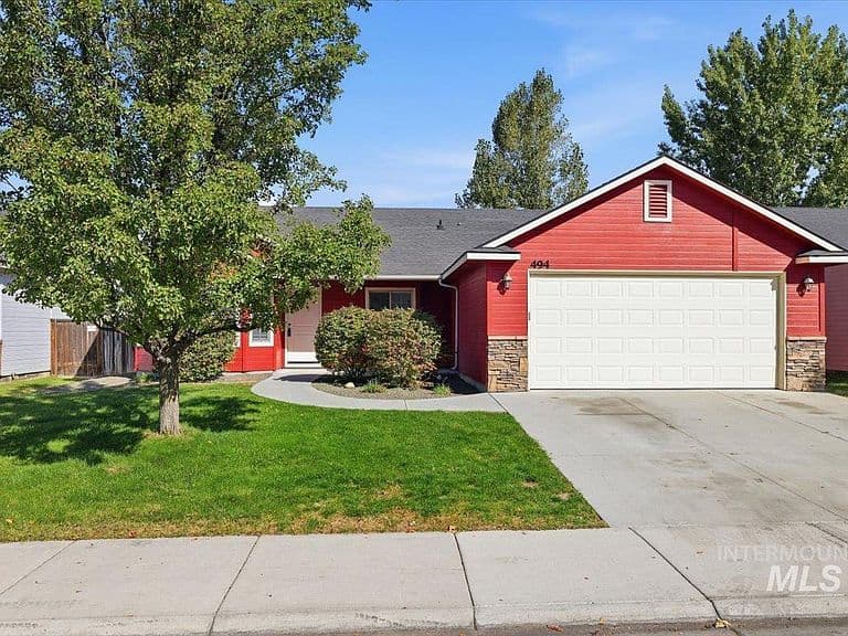 494 E Chateau Dr photo 1