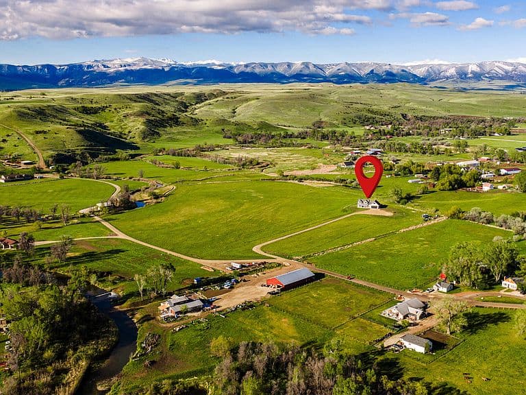 16 Oxbow Ranch Rd photo 4