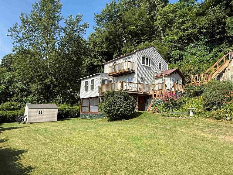 12 River Front Drive photo 1