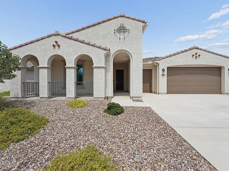 4818 W Buckskin Drive photo 1