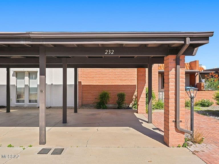 232 N Calle Del Santo photo 3