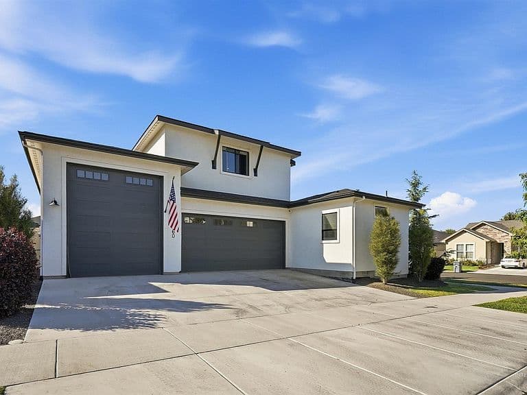 2660 N Penny Lake Ave photo 5