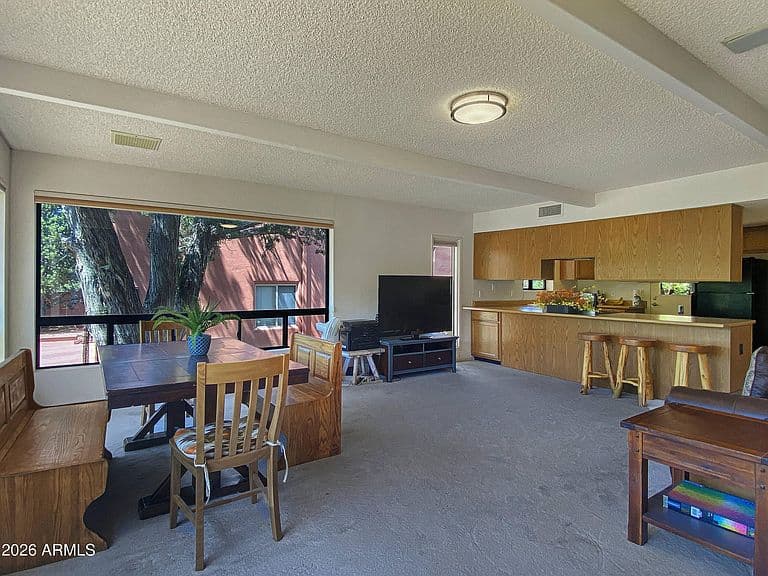 550 BARCELONA Road photo 5