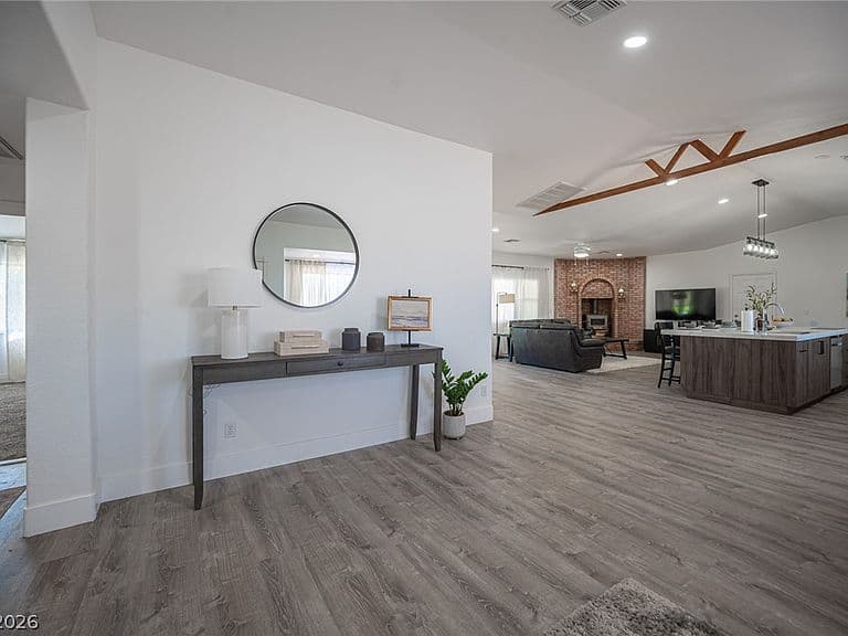 8625 Edmond St photo 2
