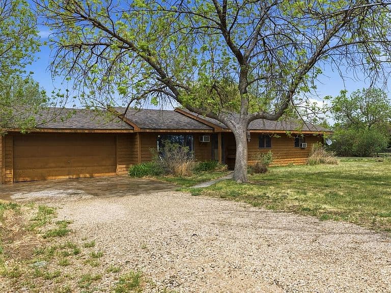121 Buena Vista Ave photo 1